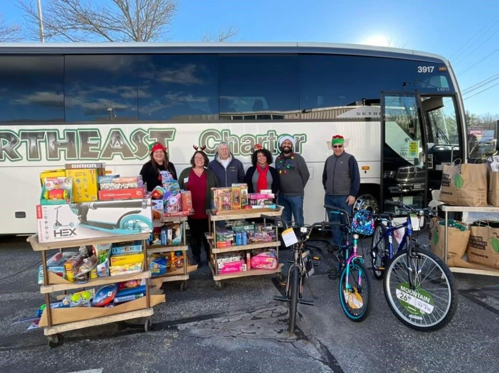 Elmet Participation in LA Metro Chamber Stuff the Bus Campaign